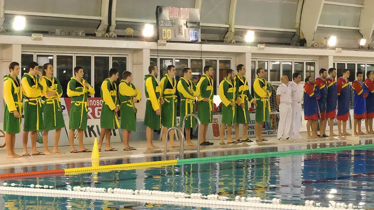 Partido del Waterpolo Navarra en Amaya.