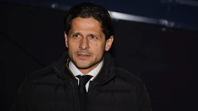 Partido de Liga en el Sadar- Osasuna - Valencia. MIGUEL OSÉS (2)