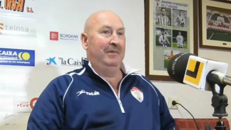 Jhon Clarkson en rueda de prensa.