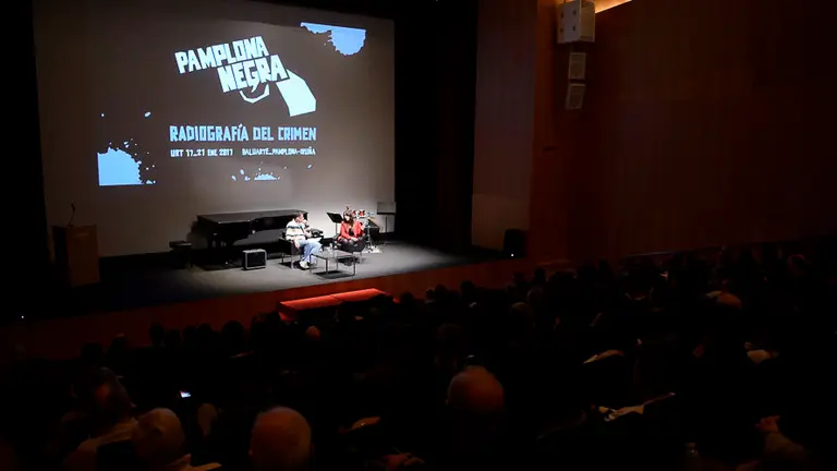 Dolores Redondo, es la protagonista de la última sesión de Pamplona Negra 2017. PABLO LASAOSA (4)