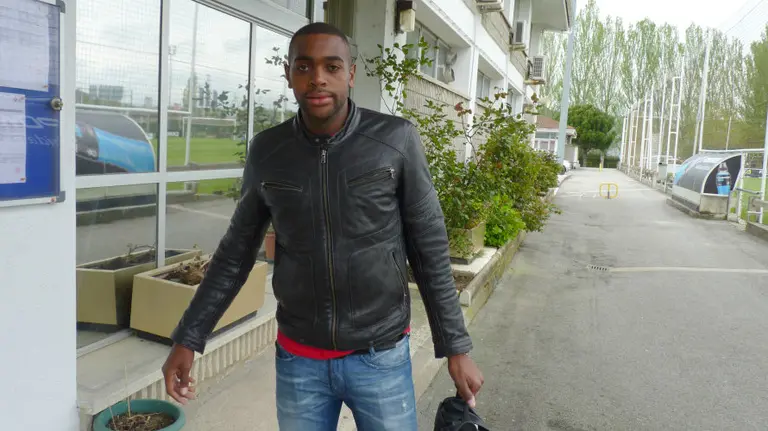 Raoul Loe, muy cerca de Osasuna.