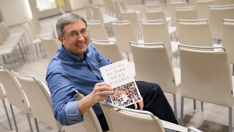 Presentación del libro _El papa de la alegría_, de Juan Vicente Boo. PABLO LASAOSA 03