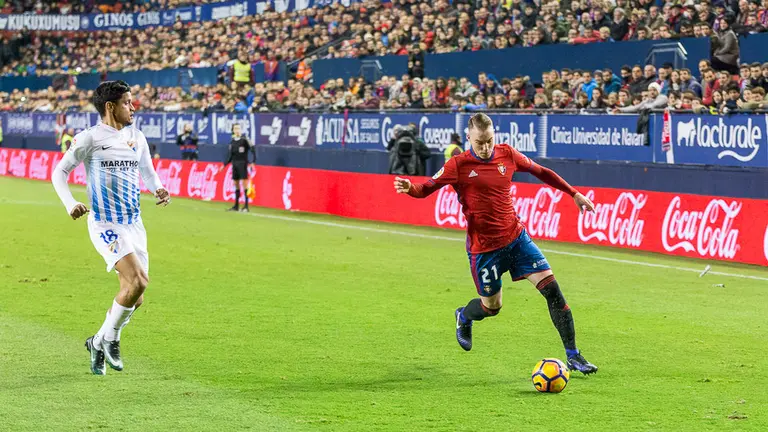 Partido de Liga entre Osasuna y Málaga (1-1) disputado en El Sadar (31). IÑIGO ALZUGARAY