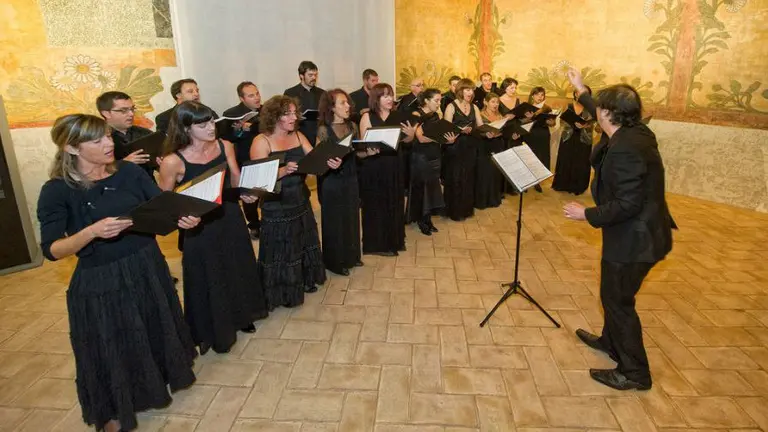 Imagen de una de las actuaciones de la Coral de Cámara de Navarra CORAL DE CÁMARA DE NAVARRA
