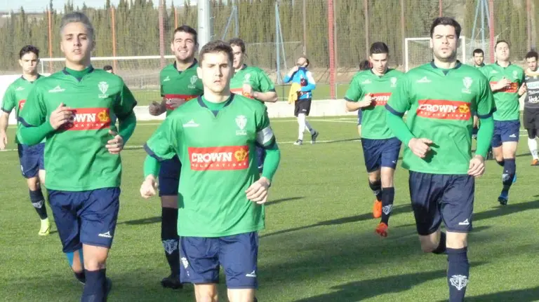 El Iruña salta al terreno de juego en Tajonar.