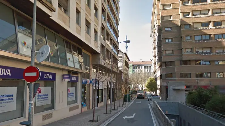 Calle Alhóndiga de Pamplona