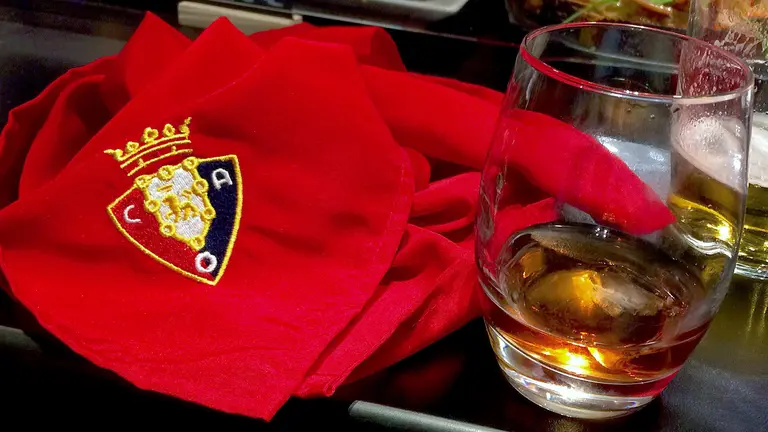El escudo de Osasuna, siempre presente