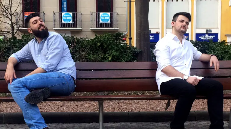 Carlos Jordan, afín del PP y Ander Pacheco, militante de Podemos Navarra.