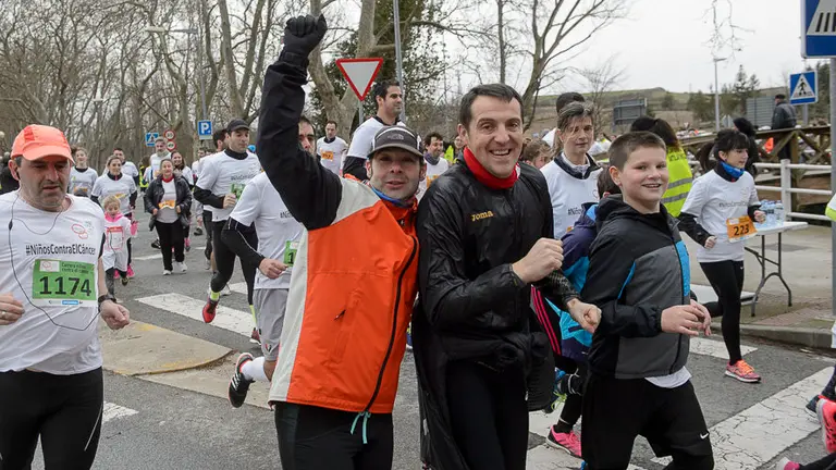 Primera edición de la carrera solidaria de la UNAV Niños contra el Cáncer. PABLO LASAOSA (83)