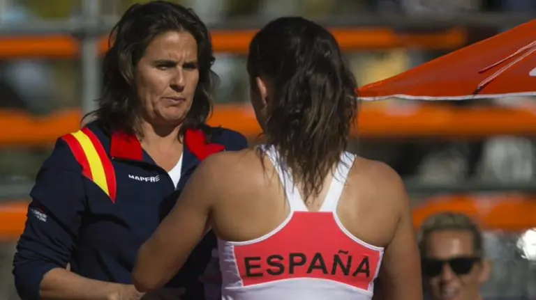 Conchita Martínez con Lara Arruabarrena. Efe.