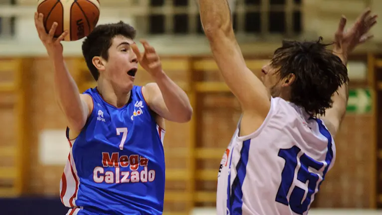 Partido de Baloncesto del Ardoi en casa. MIGUEL OSÉS_14