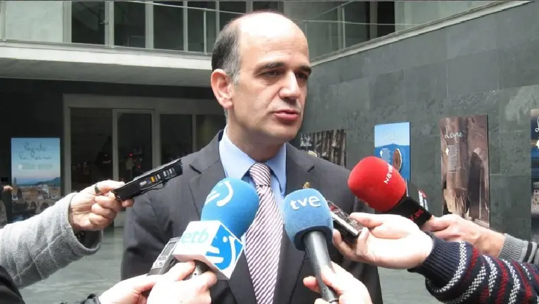 Alberto Catalán, de UPN, habla este miércoles 15 de febrero ante los medios de comunicación. EUROPA PRESS