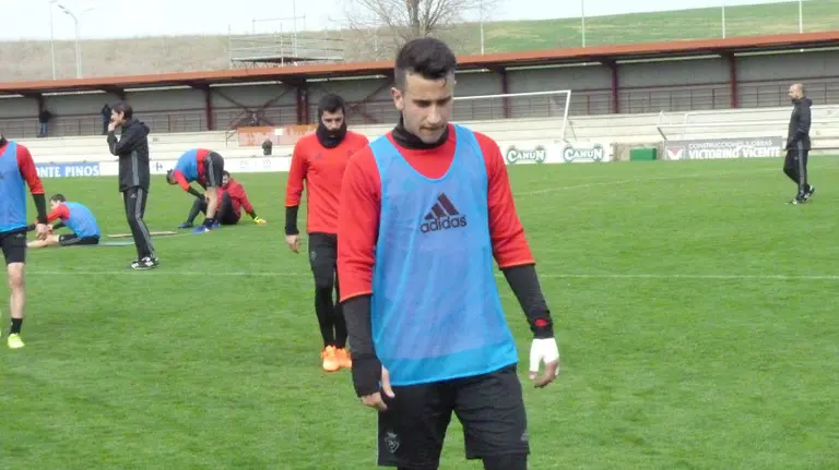 Álex Berenguer en Tajonar.