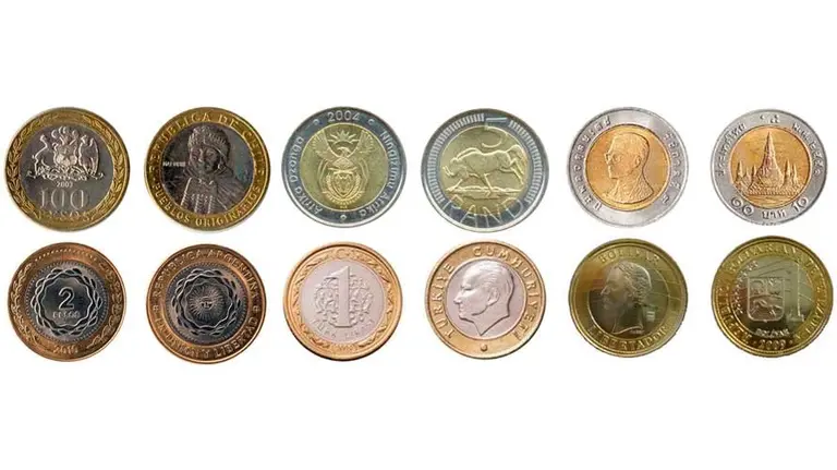 Monedas extranjeras parecidas a la moneda de dos euros. ARCHIVO