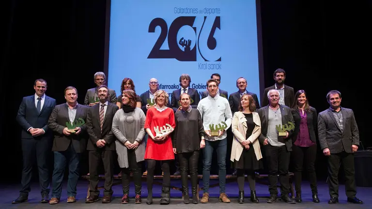 Los premiados con los Galardones Deportivos 2016 de Navarra.