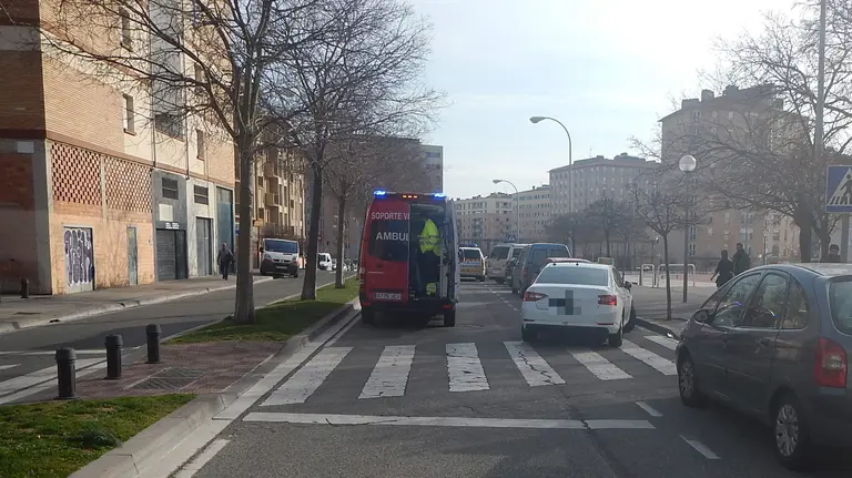 Paso de peatones del barrio de la Rochapea en el que resultó atropellado un niño de 9 años cuando circulaba en bici POLICÍA MUNICIPAL