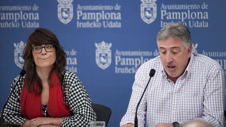 Rueda de prensa del Alcande Joseba Asiron y la concejala Maider Beloki tras la sentencia del juez MIGUEL OSÉS_1