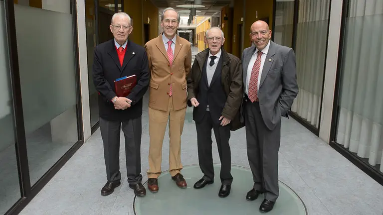 Vidal Perez Herrero, Antonio Purroy, Ignacio Cía y Carlos Buxadé en las jornadas taurinas en la UPNA. PABLO LASAOSA (3)