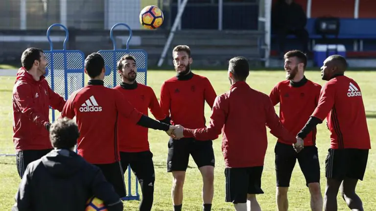 Jugadores de Osasuna, en Tajonar. Efe.