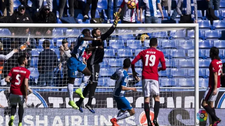 Encuentro en Barcelona entre el Espanyol  y  Osasuna.  LFP
