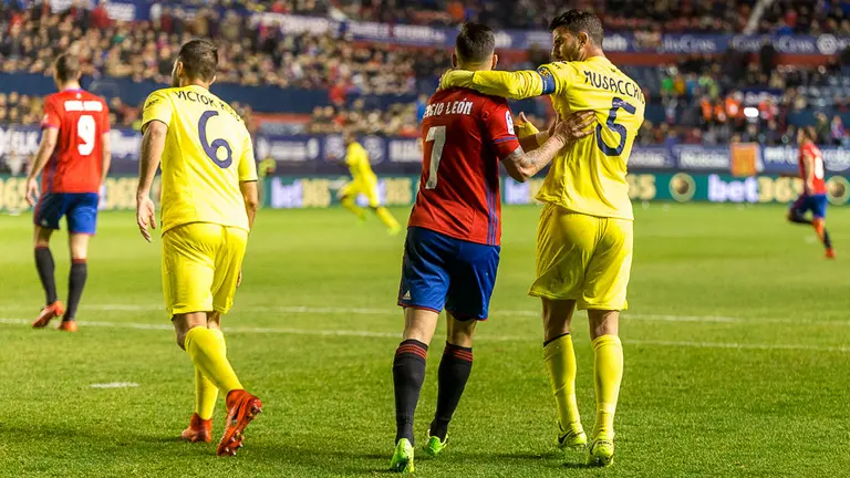 Partido de Liga entre Osasuna y Villarreal disputado en El Sadar (41). IÑIGO ALZUGARAY