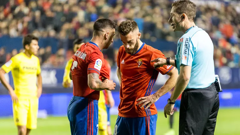 Partido de Liga entre Osasuna y Villarreal disputado en El Sadar (45). IÑIGO ALZUGARAY