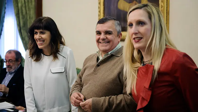 Celebración de pleno ordinario en el Ayuntamiento de Pamplona. MIGUEL OSÉS_5