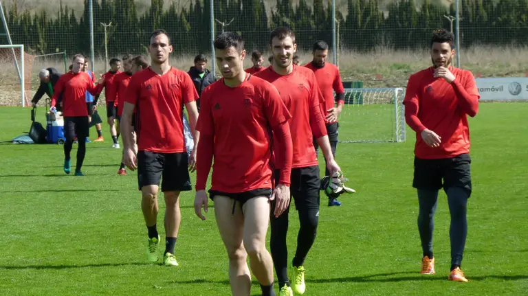 Los jugadores de Osasuna, en Tajonar.