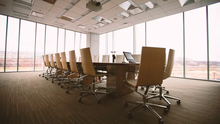 La mayoría de los jóvenes navarros apuestan por emprender y ser su propio jefe. ARCHIVO