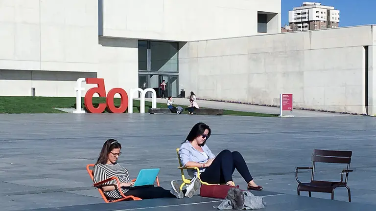 Facultad de Comunicación de la Universidad de Navarra (01). IÑIGO ALZUGARAY