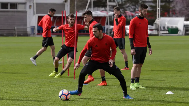 Último entrenamiento de Osasuna antes de la visita del Eibar. PABLO LASAOSA 07