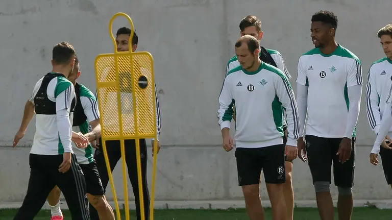 Entrenamiento del equipo verdiblanco. Foto web Real Betis.