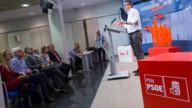 El ex secretario general del PSE-PSOE y ex presidente del Congreso, Patxi Lopez, expone su proyecto para las primarias de su partido (18). IÑIGO ALZUGARAY
