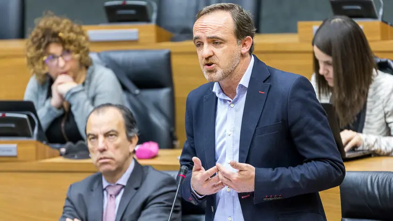 Pleno del Parlamento de Navarra. José Javier Esparza (10). IÑIGO ALZUGARAY