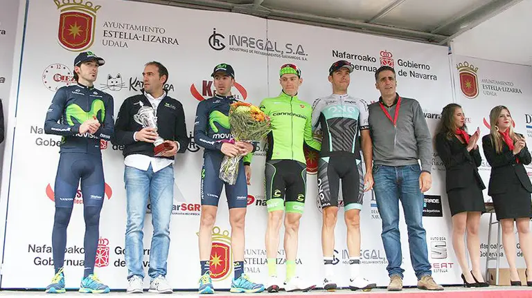 Pçodium del GP Miguel Induráin en 2016. Facebook CC Estella.