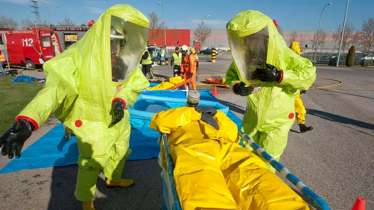 Simulacro de un accidente químico con heridos de gravedad en la empresa Guardian Navarra de Tudela. GOBIERNO DE NAVARRA