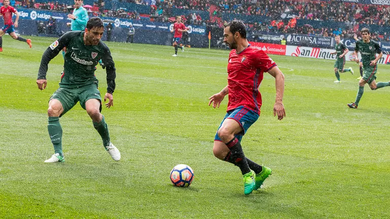 Partido entre Osasuna y Athletic Club de Bilbao disputado en el estadio de El Sadar  (26). IÑIGO ALZUGARAY