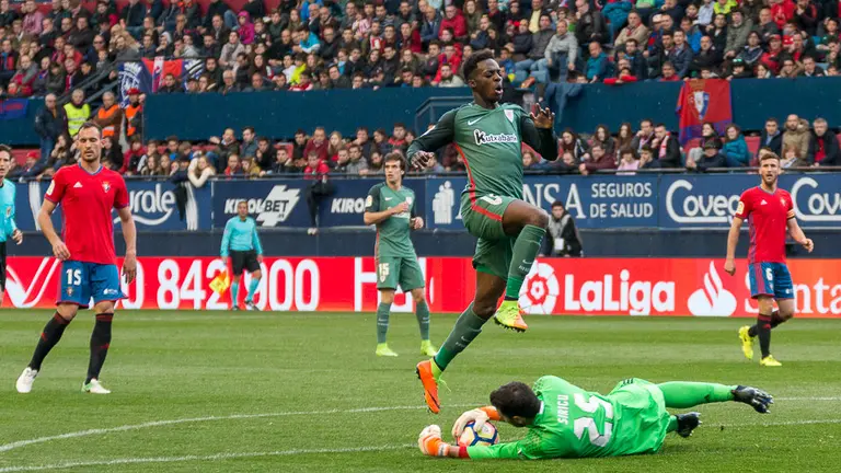 Partido entre Osasuna y Athletic Club de Bilbao disputado en el estadio de El Sadar  (38). IÑIGO ALZUGARAY