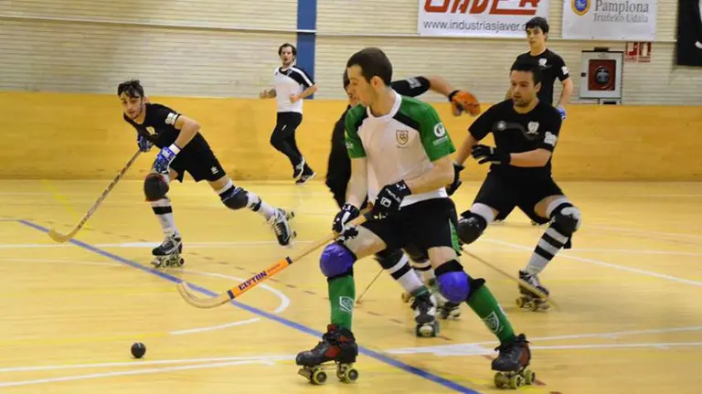Partido entre Oberena e Iruña. Facebook Iruña hockey