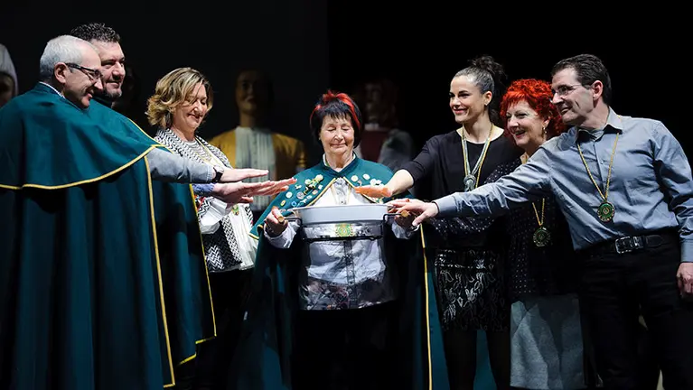 La Cofradía del Relleno de Navarra celebra su XII Capítulo anual. MIGUEL OSÉS (27)