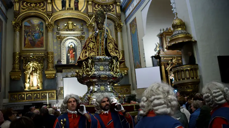 Traslado de San Fermín desde la Iglesia de San Lorenzo hasta La Capilla. PABLO LASAOSA 3