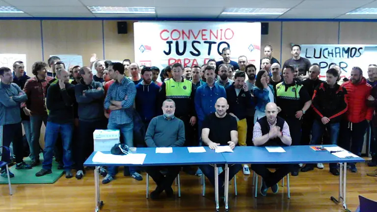 Agentes de la Policía Municipal de Pamplona encerrados en comisaría