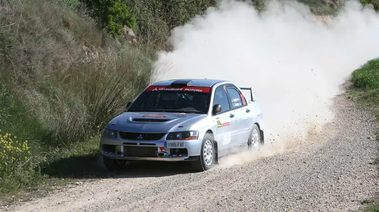 Rally de tierra en la zona media de Navarra.