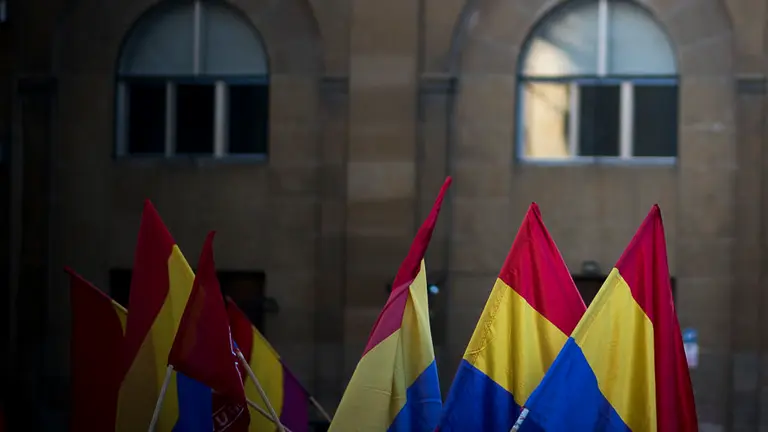 Celebración de un acto conmemorativo de la II República organizado por Izquierda-Ezkerra. PABLO LASAOSA 4 (1)