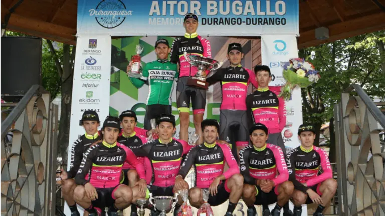 Foto del equipo Lizarte en Durango.