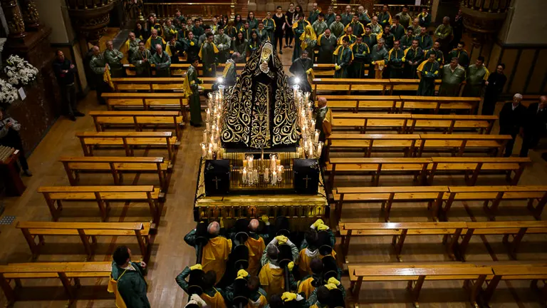 Traslado de _La Dolorosa_ desde la Catedral hasta San Lorenzo. PABLO LASAOSA 07