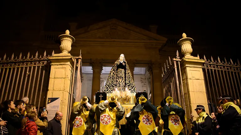 Traslado de _La Dolorosa_ desde la Catedral hasta San Lorenzo. PABLO LASAOSA 03