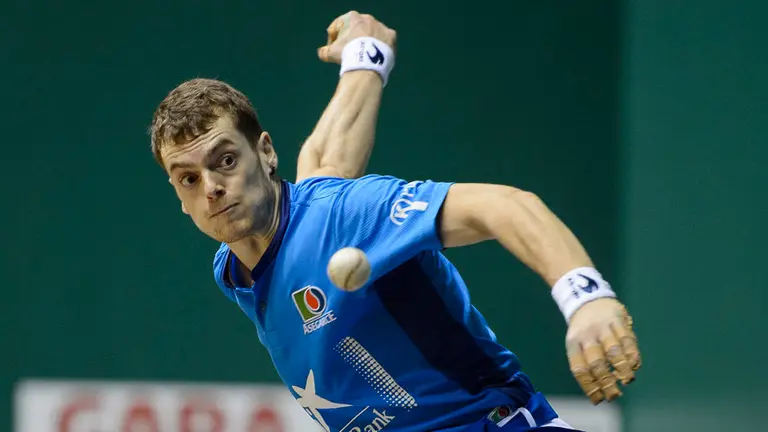 Albisu y Laso se enfrentan en partido de dieciseisavos de final del Campeonato Manomanista. PABLO LASAOSA 05