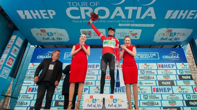 Foto twitter Caja Rural team.