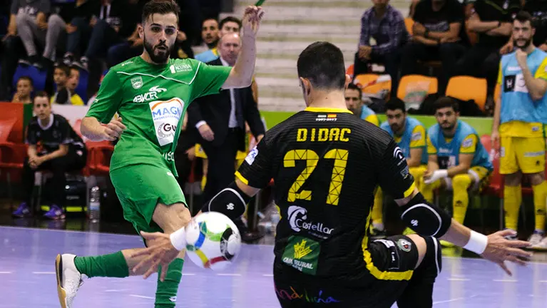 Último partido del Magna Gurpéa en casa contra el Jaén. MIGUEL OSÉS_20